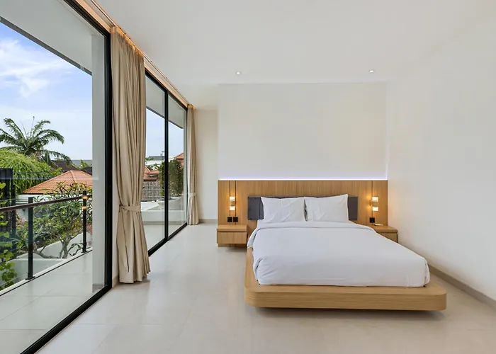 Villa New 3 Bedroom Luxury In Umalas Canggu (Bali)