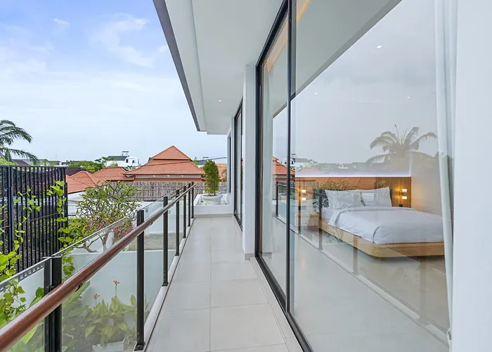 New 3 Bedroom Luxury In Umalas Villa Canggu (Bali)
