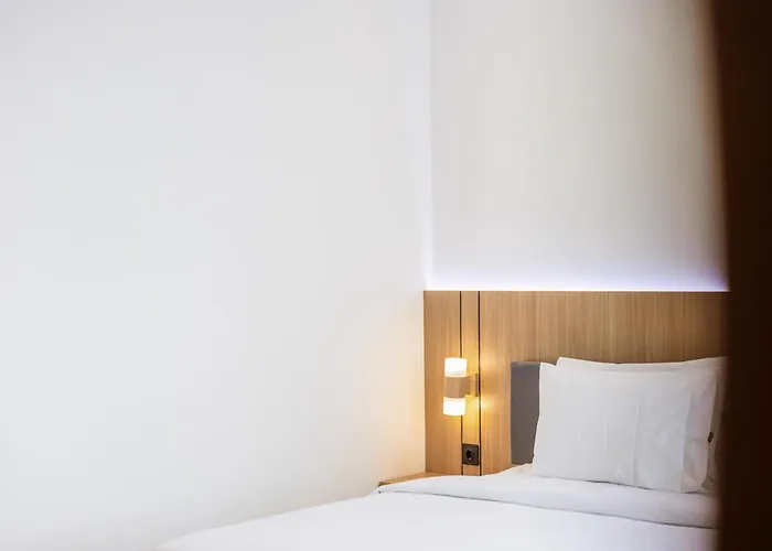 New 3 Bedroom Luxury In Umalas * Canggu (Bali)