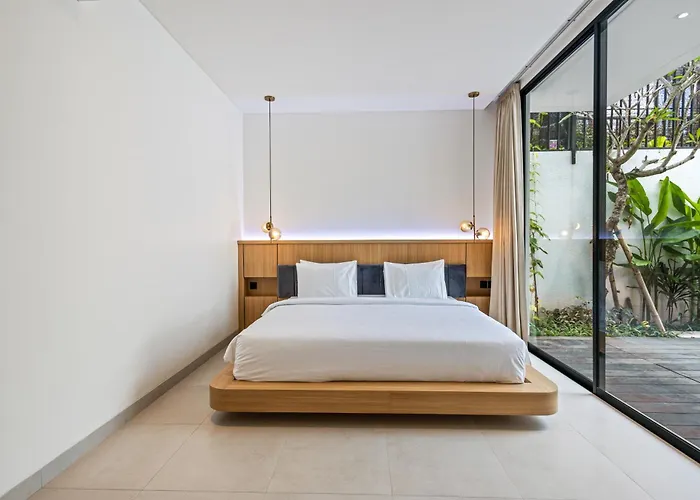 New 3 Bedroom Luxury In Umalas Villa
