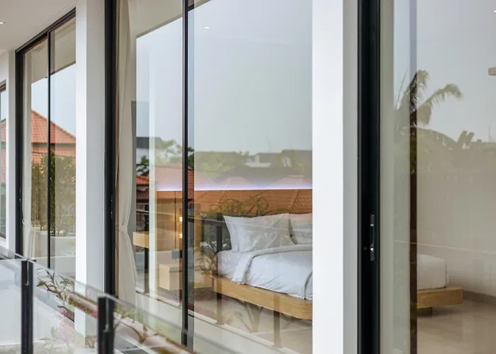 New 3 Bedroom Luxury In Umalas Villa *